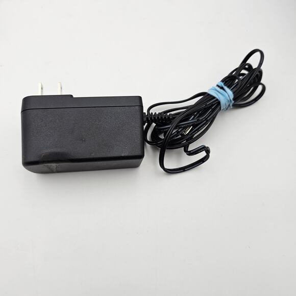 Netgear AC1200 R6120 Black USB Port Wireless Dual-Band Wi-Fi 5 Router Box - Picture 3 of 6